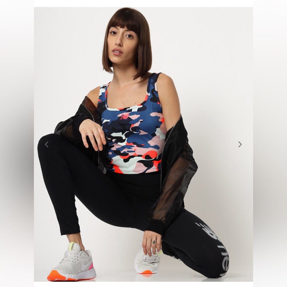 NEW BALANCE
Printed Scoop-Neck Tank Top - Picture 3 of 7